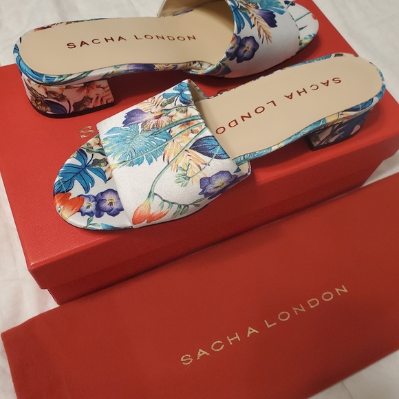 Sacha London 6.5 Women's Leather Sandal - Picture 3 of 4